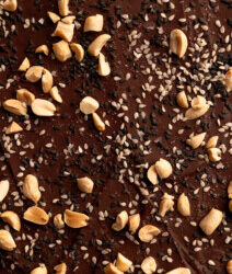 A 5-Ingredient Chocolate Bark That Tastes Like Self-Care