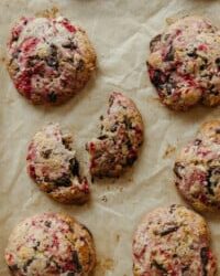 10 Cozy, Feel-Good Recipes Our Editors Are Baking This Month